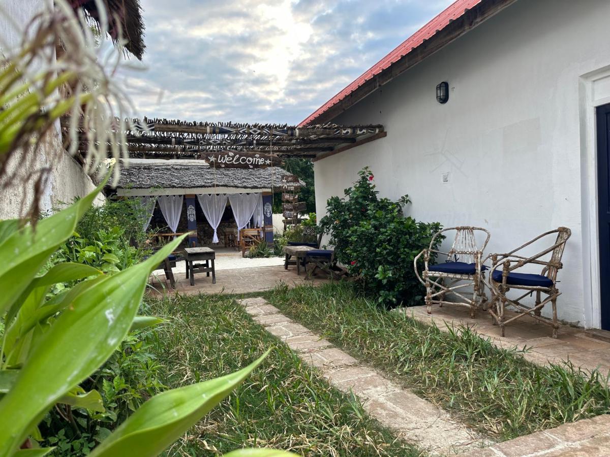 Ocean Breeze Boutique Hotel Nungwi Exteriör bild