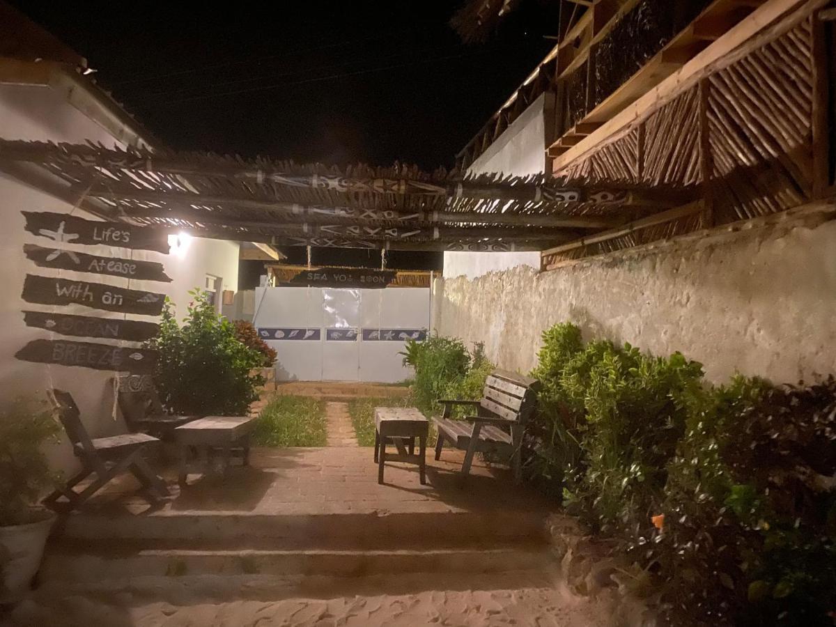 Ocean Breeze Boutique Hotel Nungwi Exteriör bild